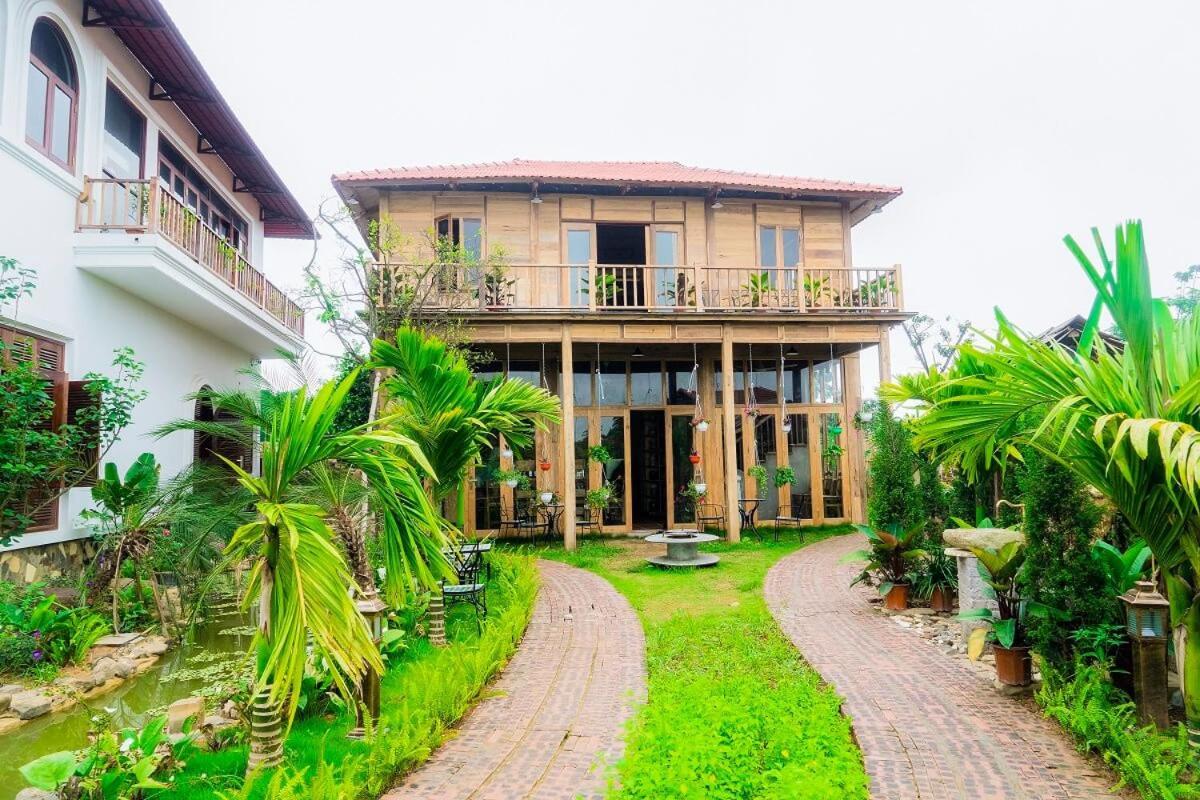 Nhà Duối Hotel Son Tay Esterno foto