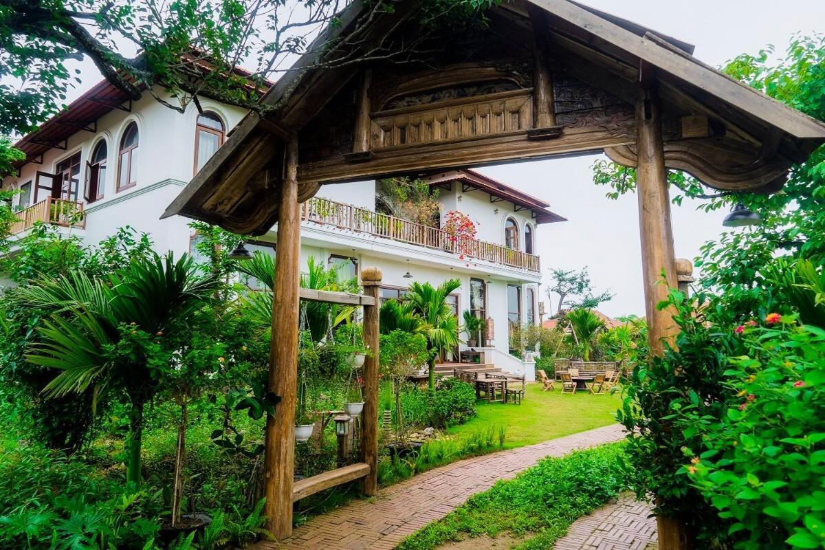 Nhà Duối Hotel Son Tay Esterno foto