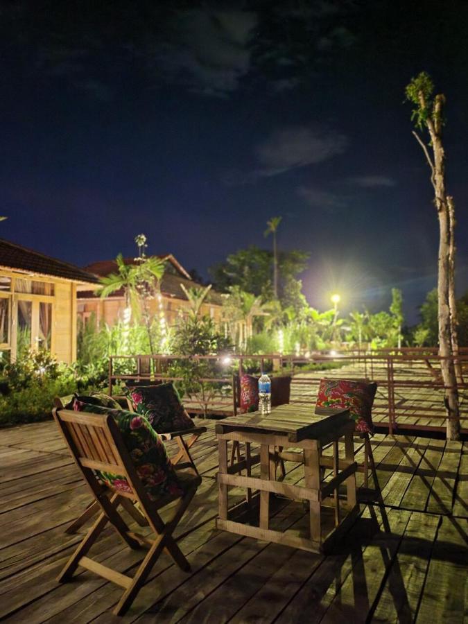 Nhà Duối Hotel Son Tay Esterno foto